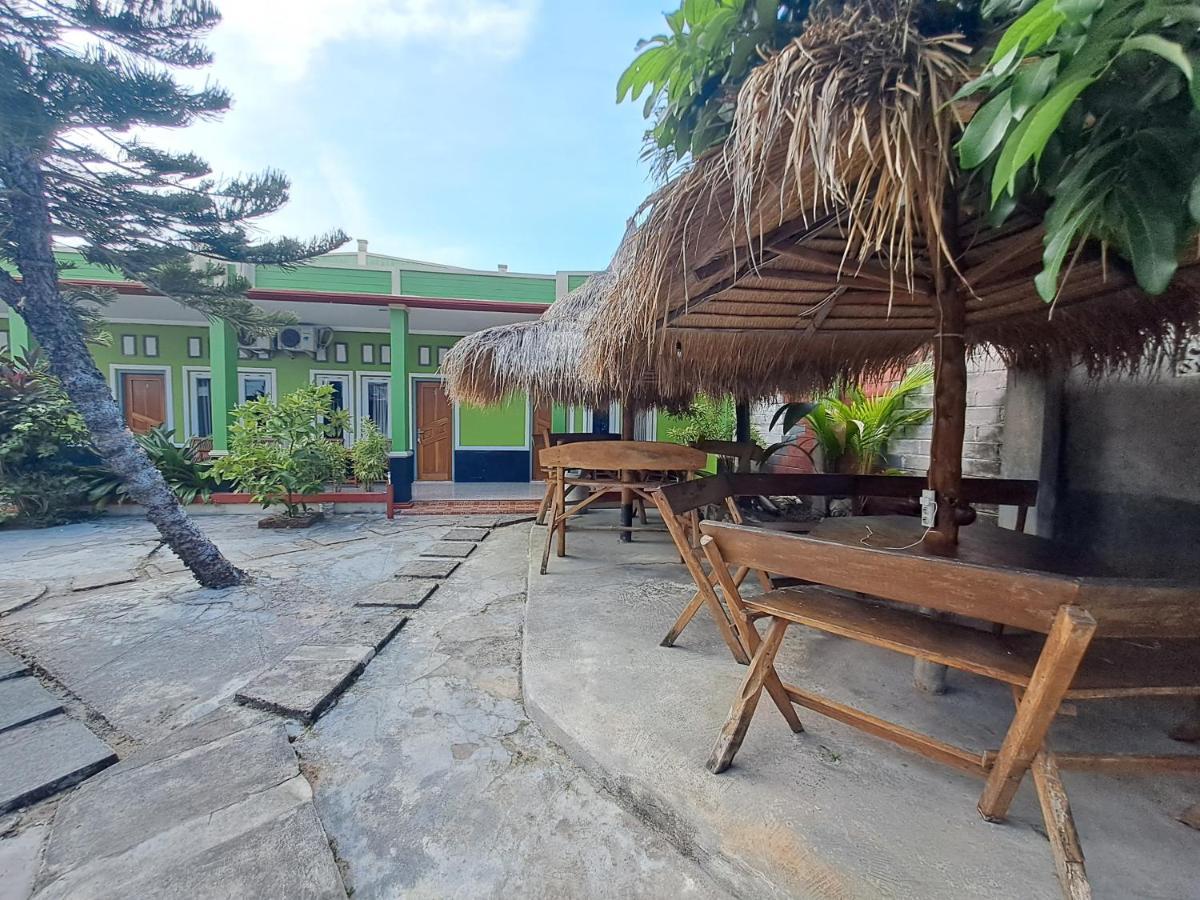 Azza Karimunjawa Hotell Exteriör bild