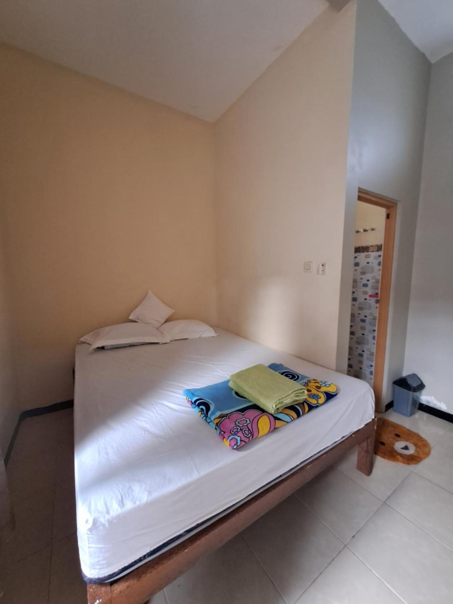 Azza Karimunjawa Hotell Exteriör bild