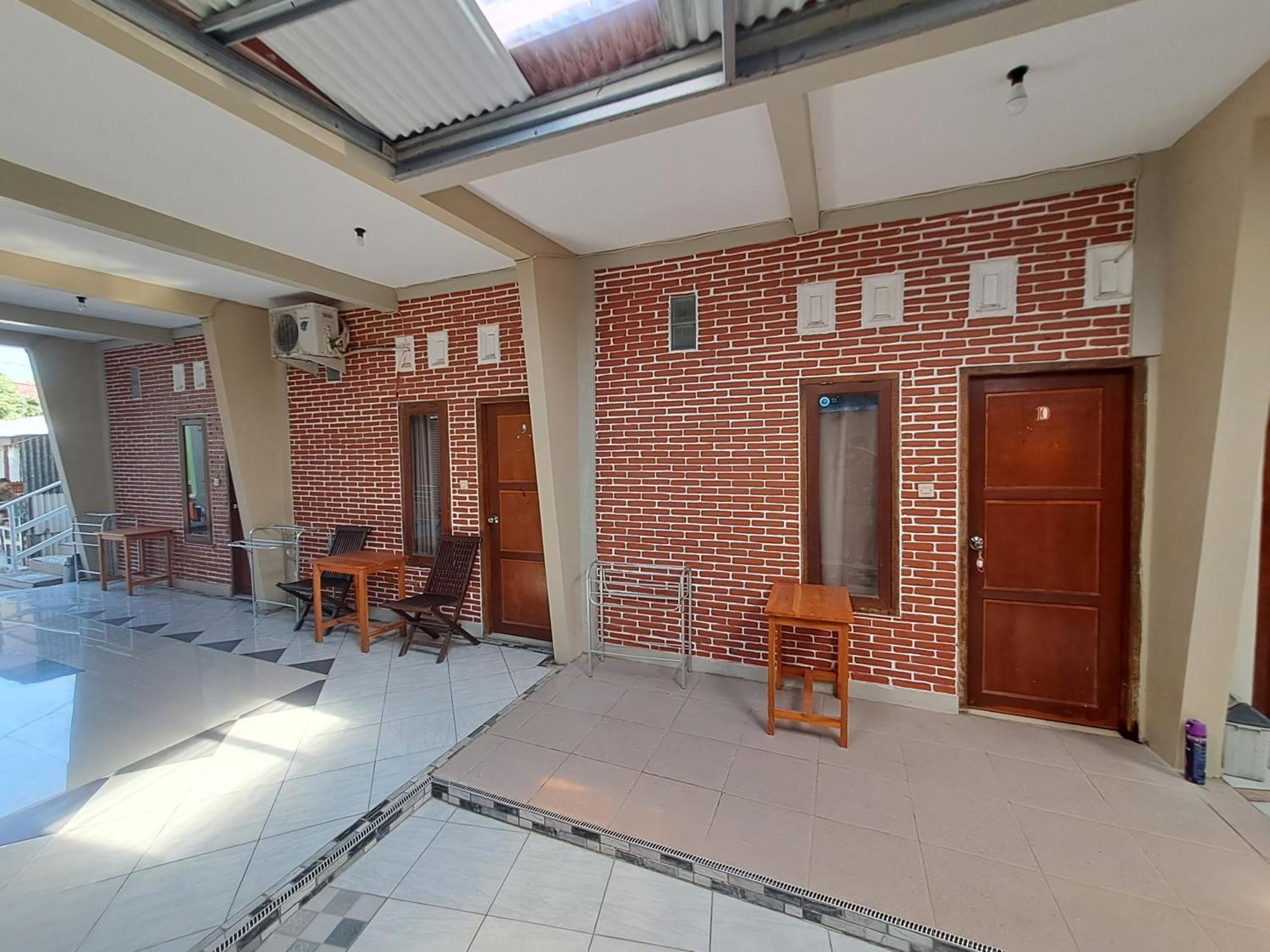 Azza Karimunjawa Hotell Exteriör bild